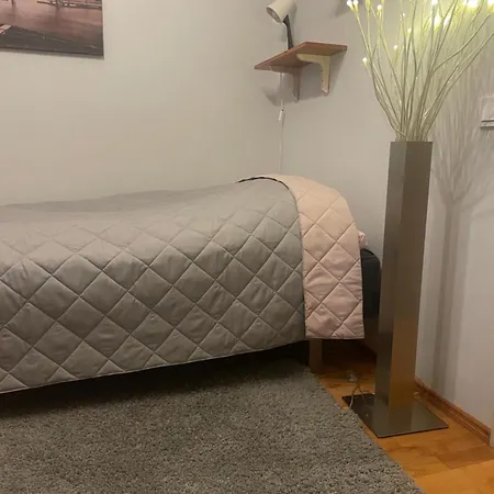 Sweet Home- Upstairs Near Skicenter Ounasvaara And Golf Course *