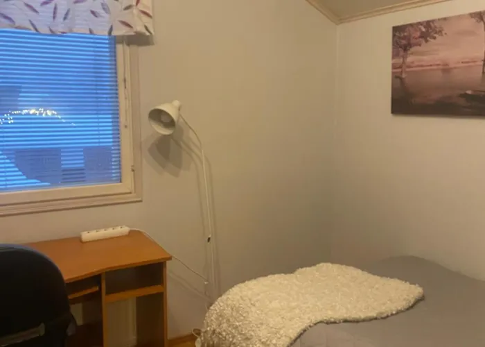 Quarto em Acomodações Particulares Sweet Home- Upstairs Near Skicenter Ounasvaara And Golf Course *